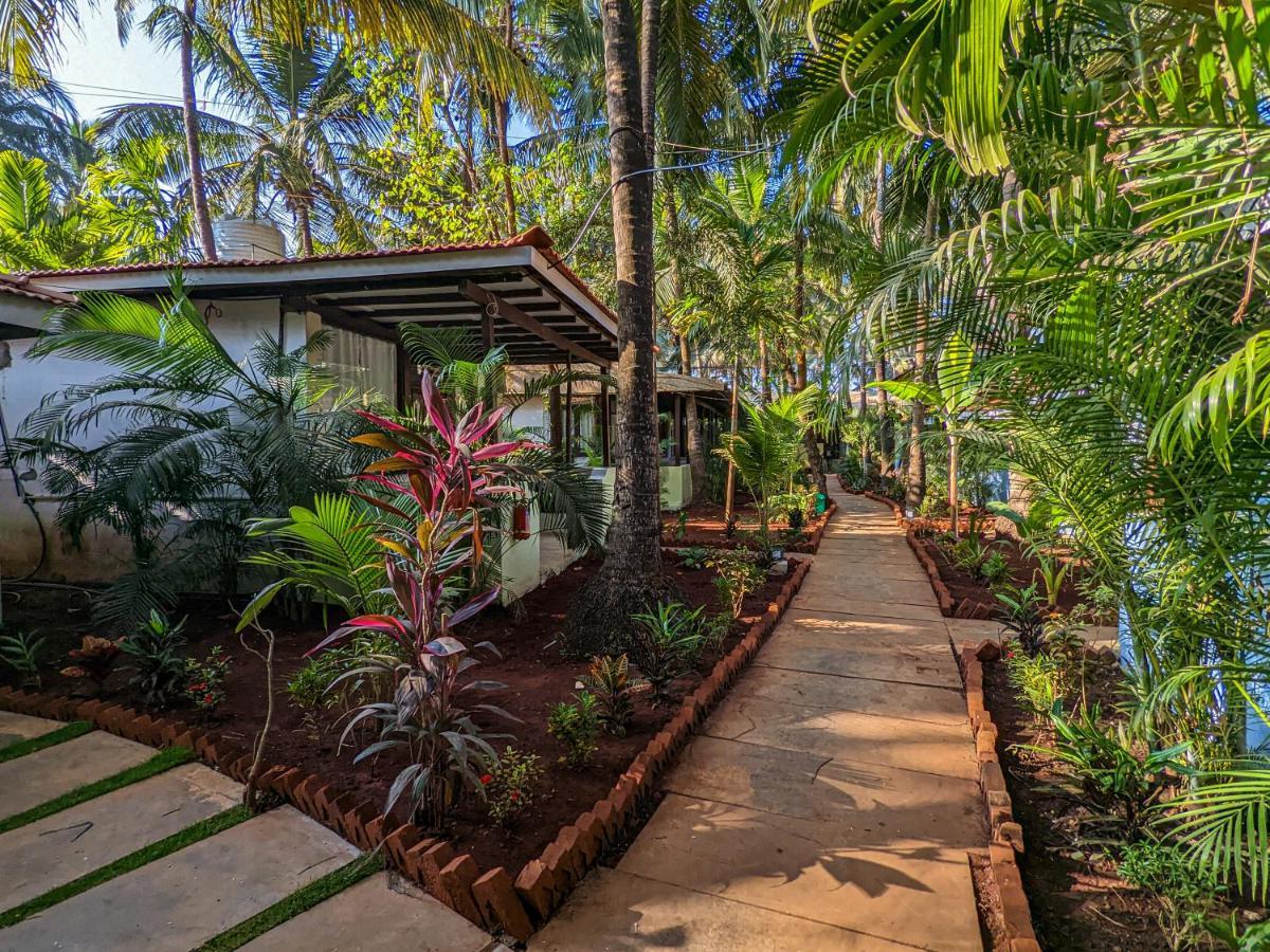 De Soul Sante Beach Resorts Morjim Goa Dış mekan fotoğraf